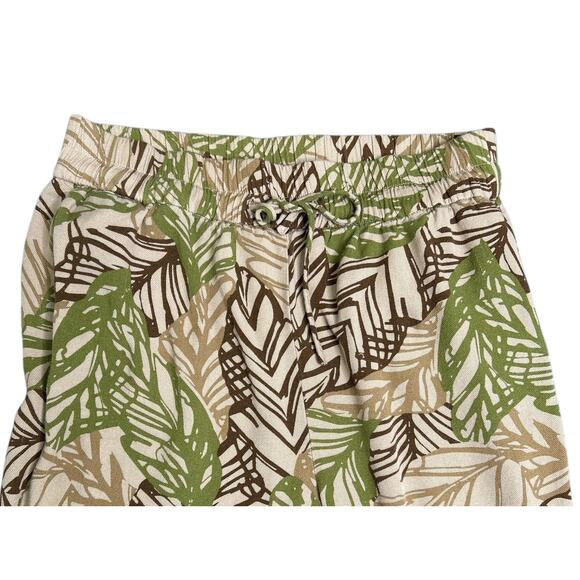 United Colors of Benetton Green Beige Leaf Print Wide Leg Ankle Pants - Picture 2 of 8